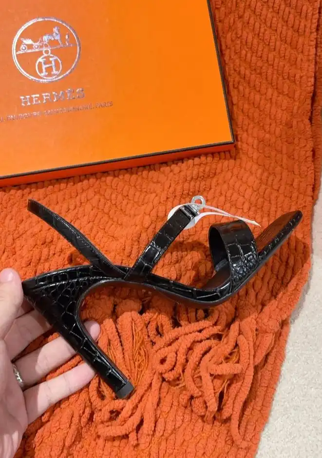 hype Hermes High Heels