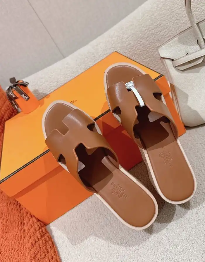 hype Hermes Slippers