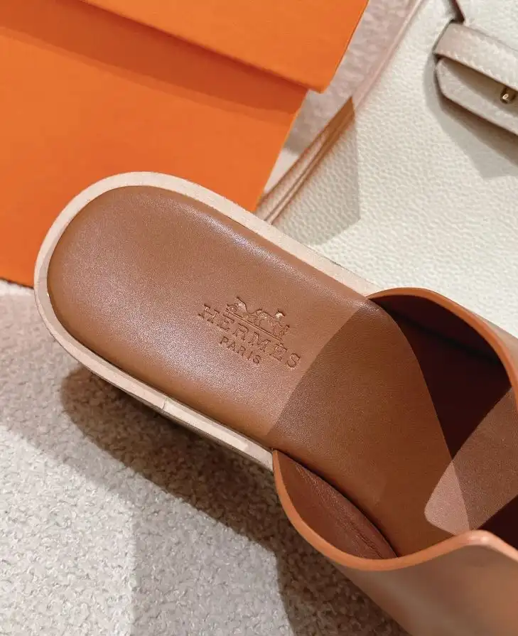 hype Hermes Slippers