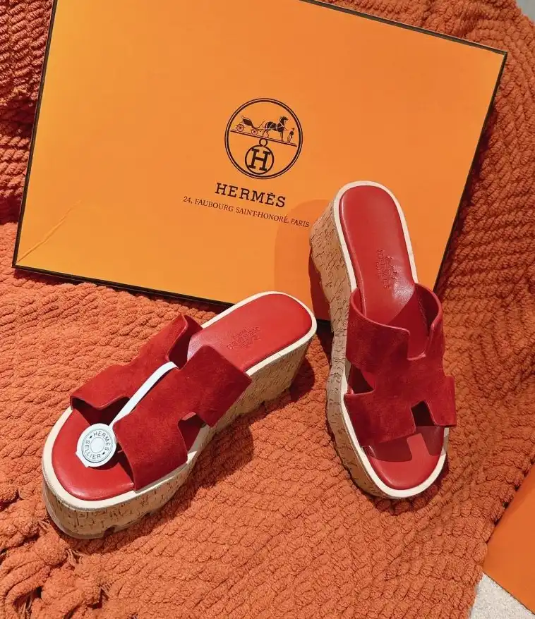 hype Hermes Slippers