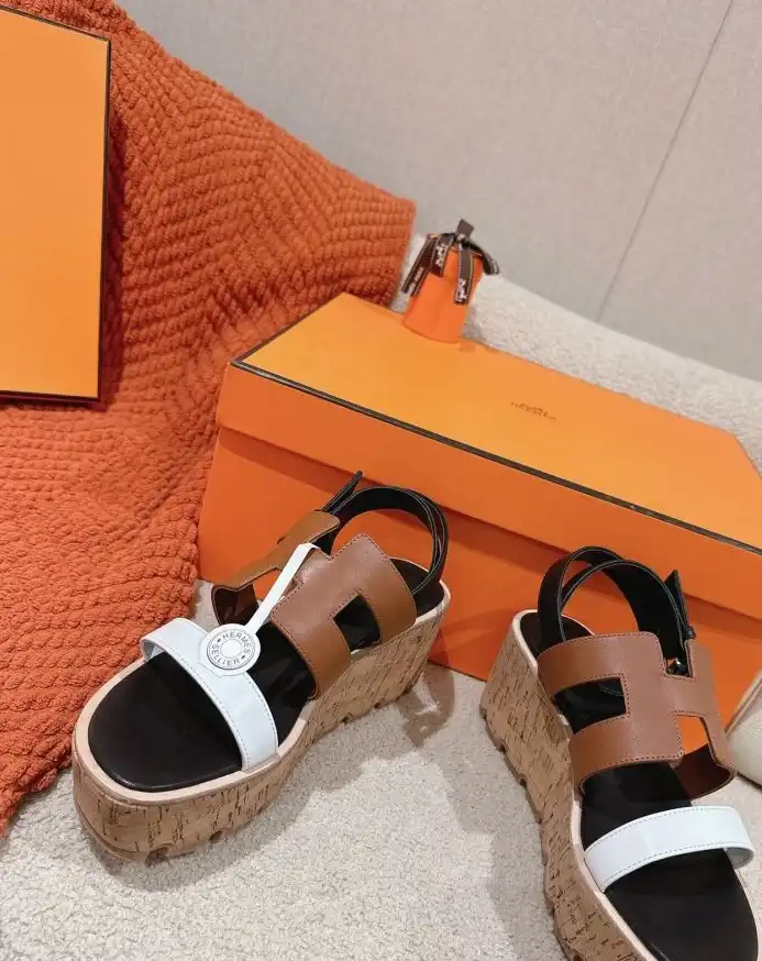 hype Hermes Sandals