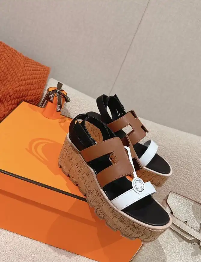 hype Hermes Sandals