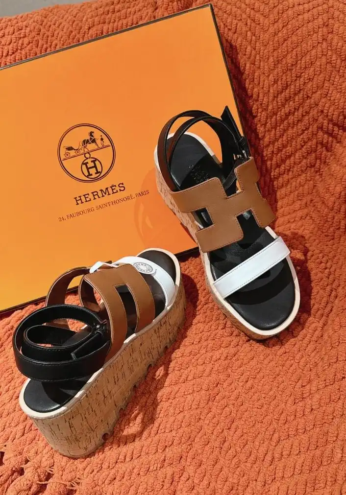 hype Hermes Sandals