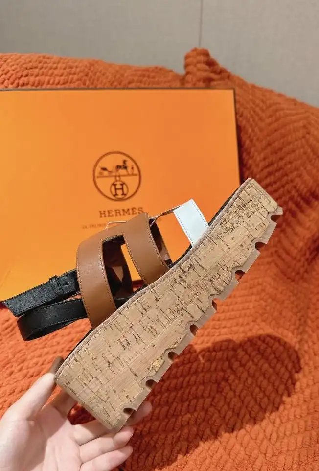 hype Hermes Sandals