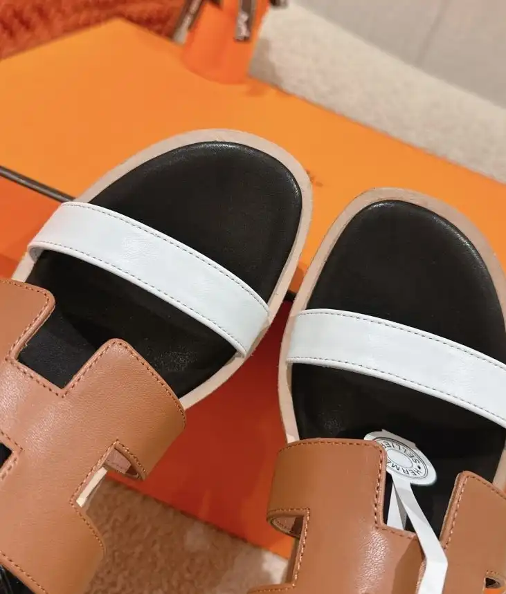 hype Hermes Sandals