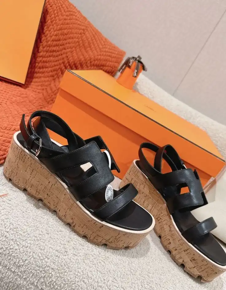 hype Hermes Sandals