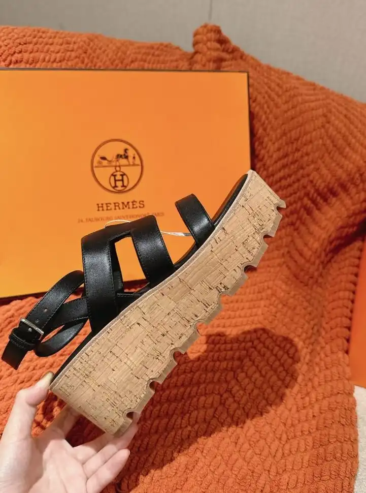 hype Hermes Sandals