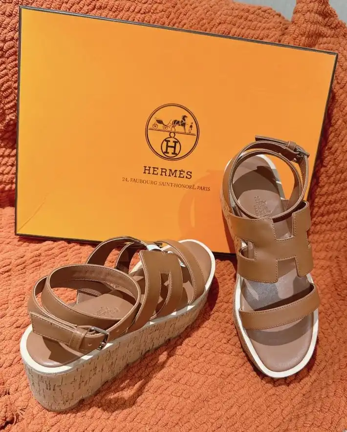 hype Hermes Sandals