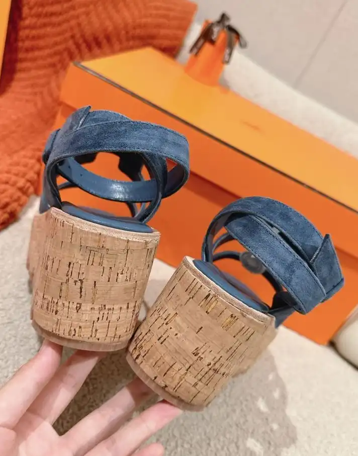 hype Hermes Sandals