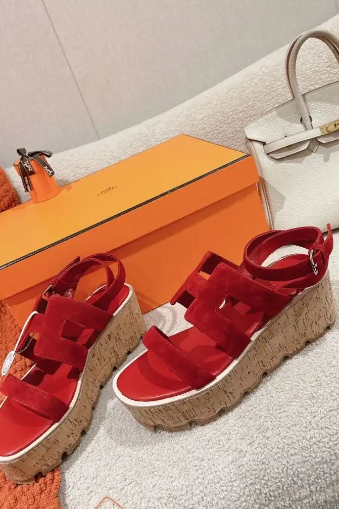 hype Hermes Sandals