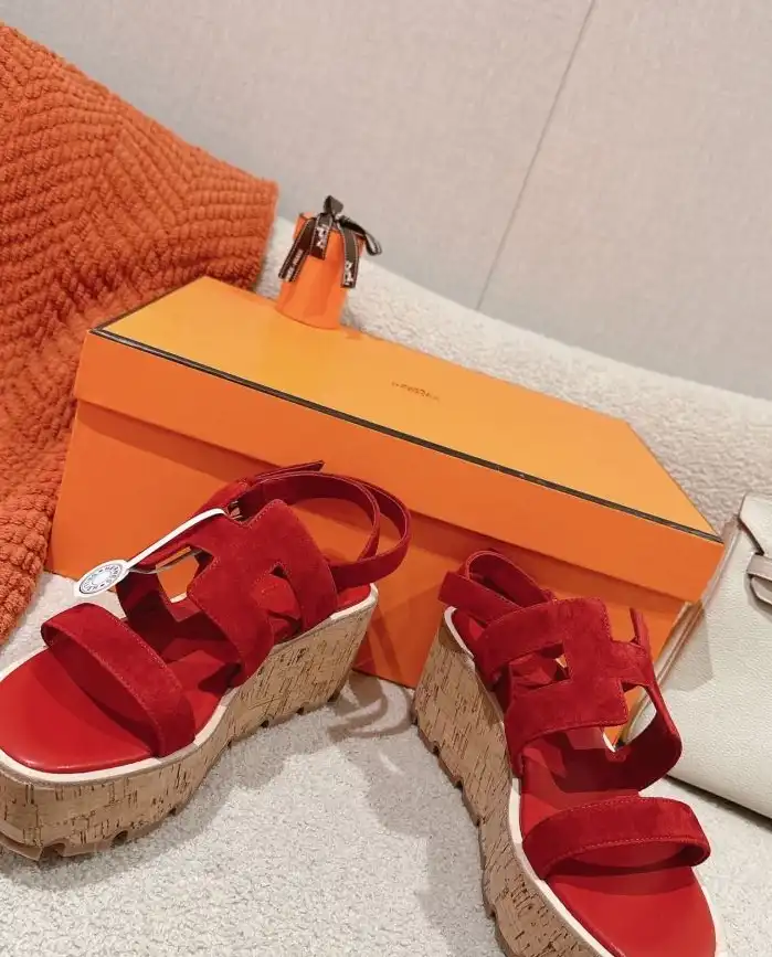 hype Hermes Sandals