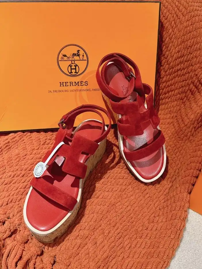 hype Hermes Sandals