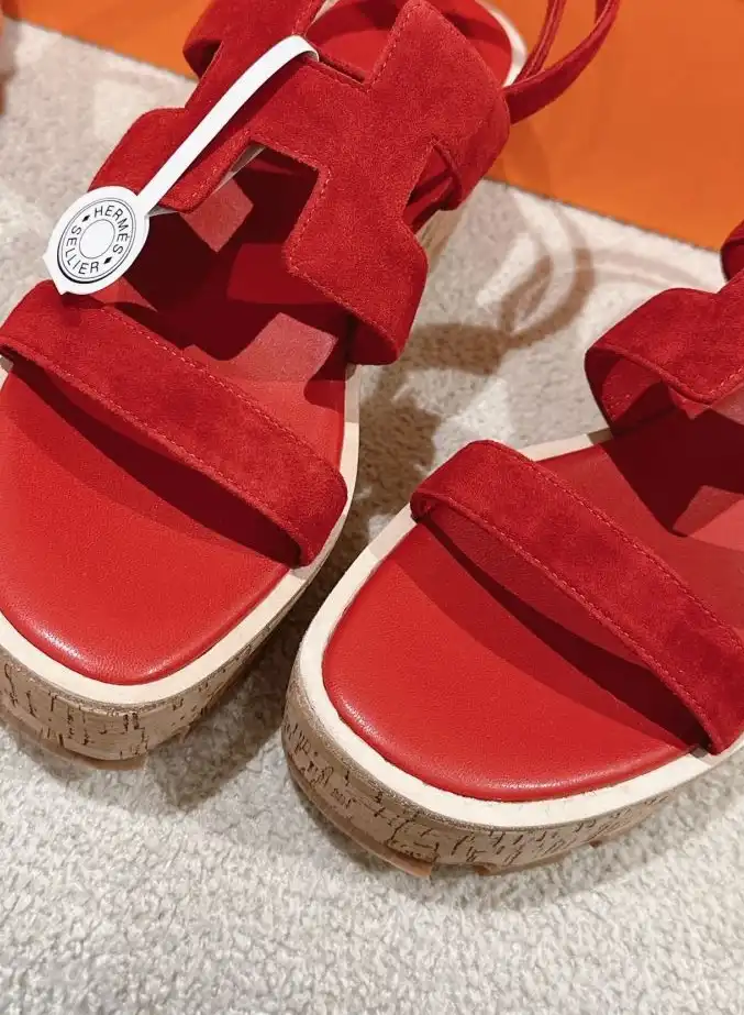 hype Hermes Sandals