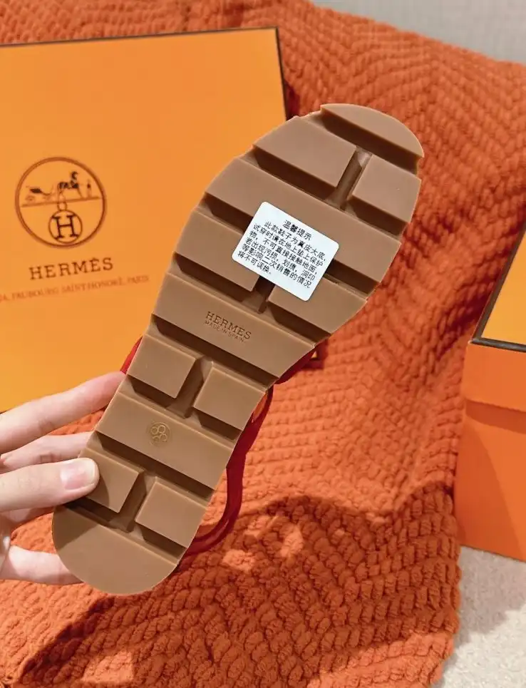 hype Hermes Sandals