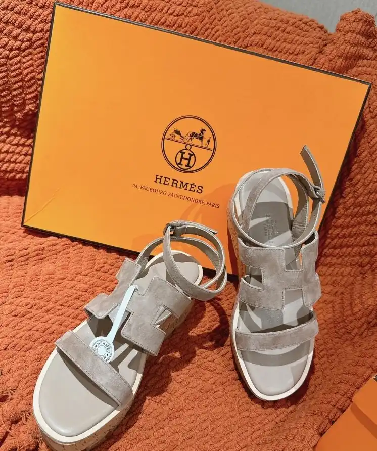 hype Hermes Sandals