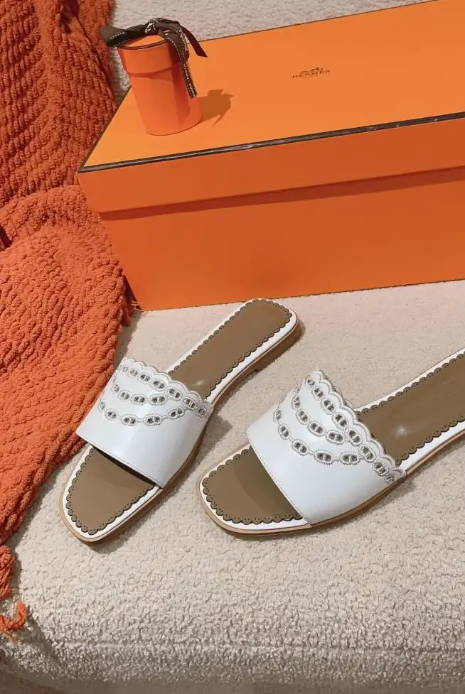 hype Hermes Slippers