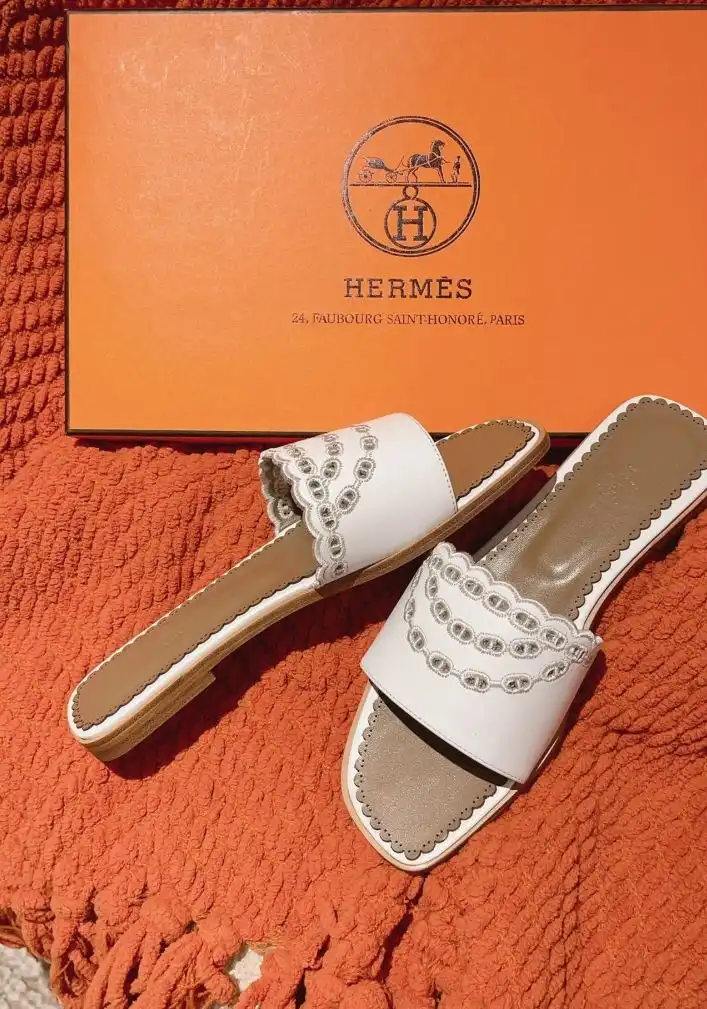 hype Hermes Slippers