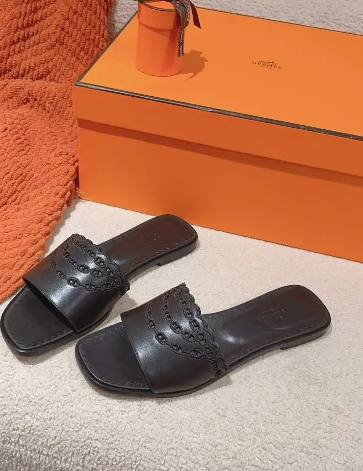 hype Hermes Slippers