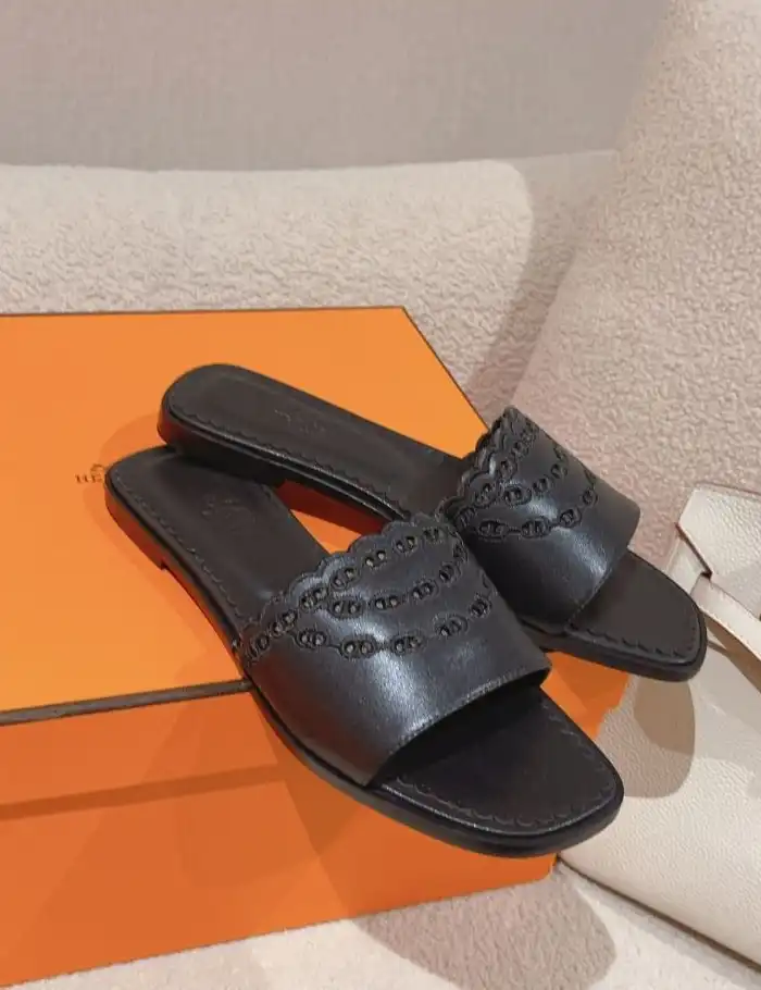 hype Hermes Slippers