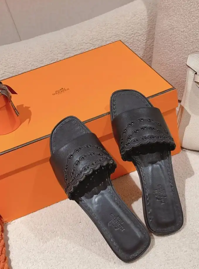 hype Hermes Slippers