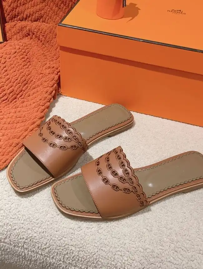 hype Hermes Slippers