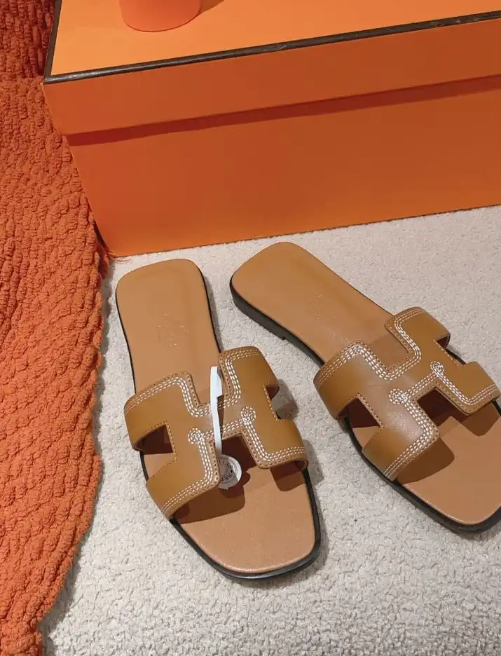 hype Hermes Slippers