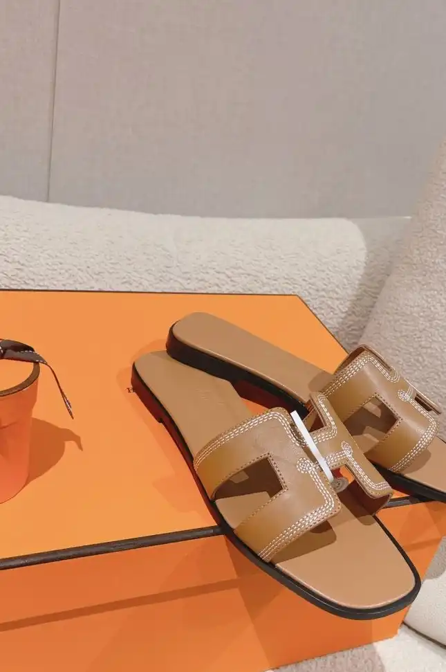 hype Hermes Slippers