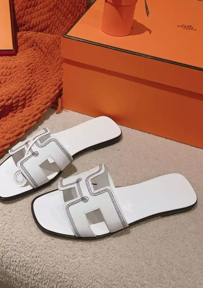 hype Hermes Slippers