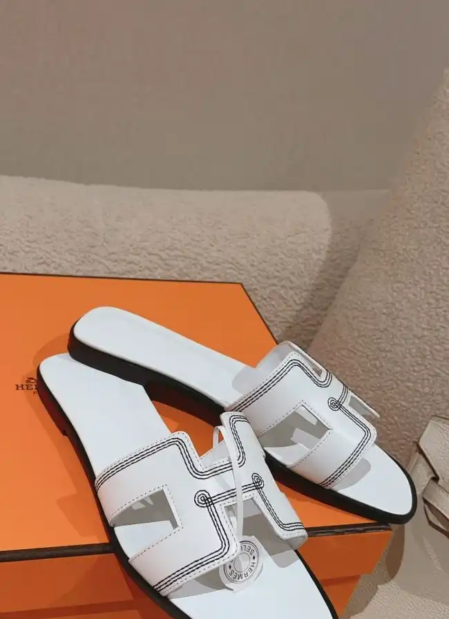 hype Hermes Slippers