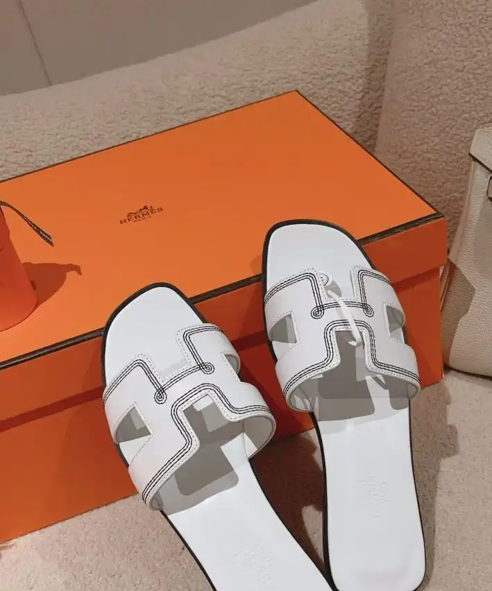 hype Hermes Slippers