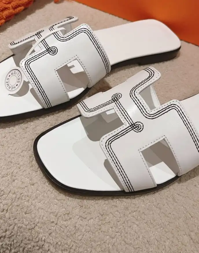 hype Hermes Slippers