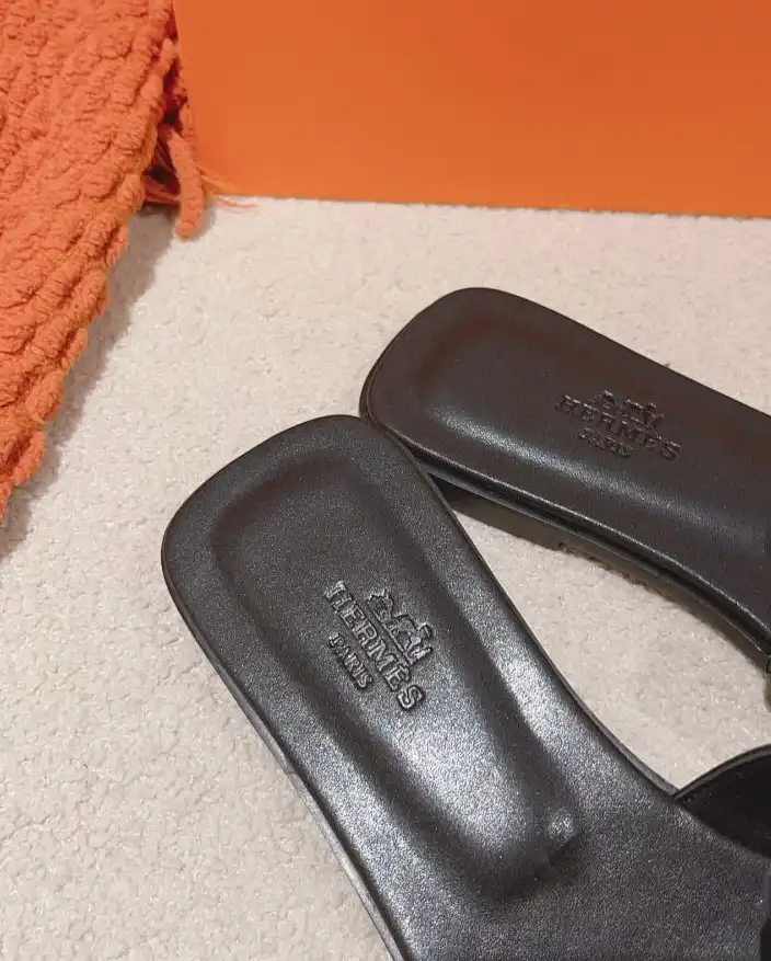 hype Hermes Slippers