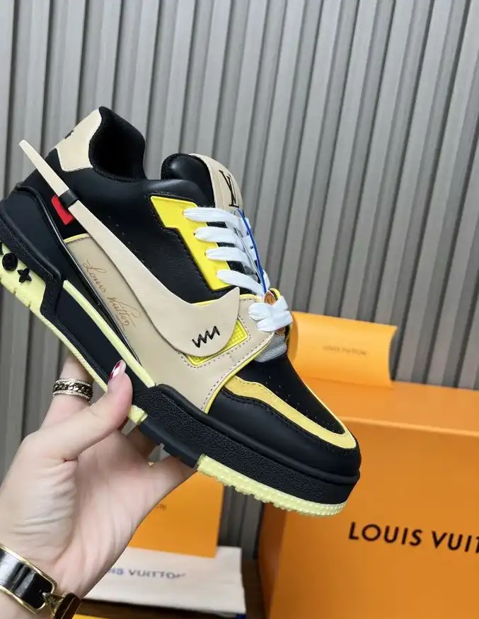 hype Louis Vuitton Sneakers