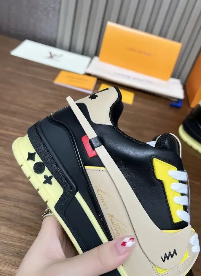 hype Louis Vuitton Sneakers