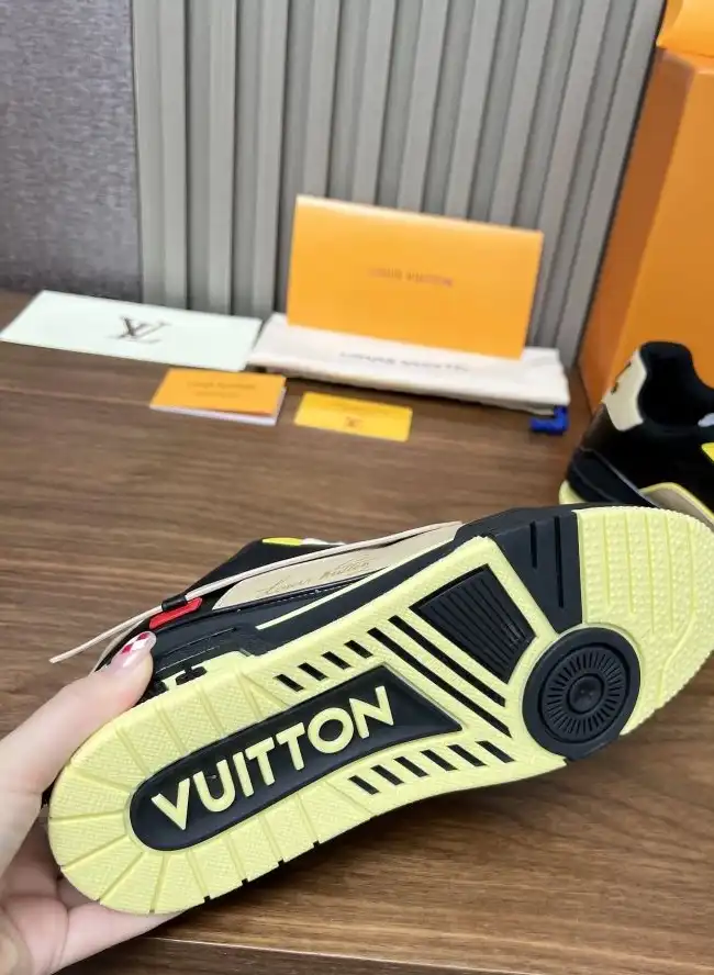 hype Louis Vuitton Sneakers