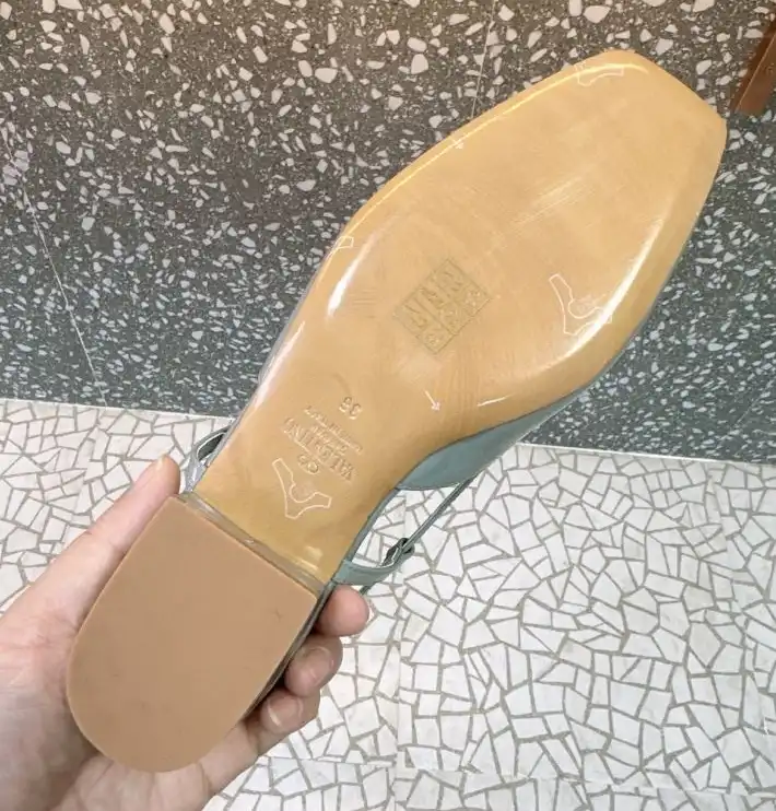 hype Valentino flat shoes