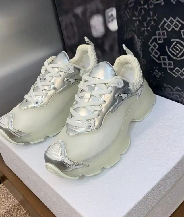 hype Christian Dior Sneakers