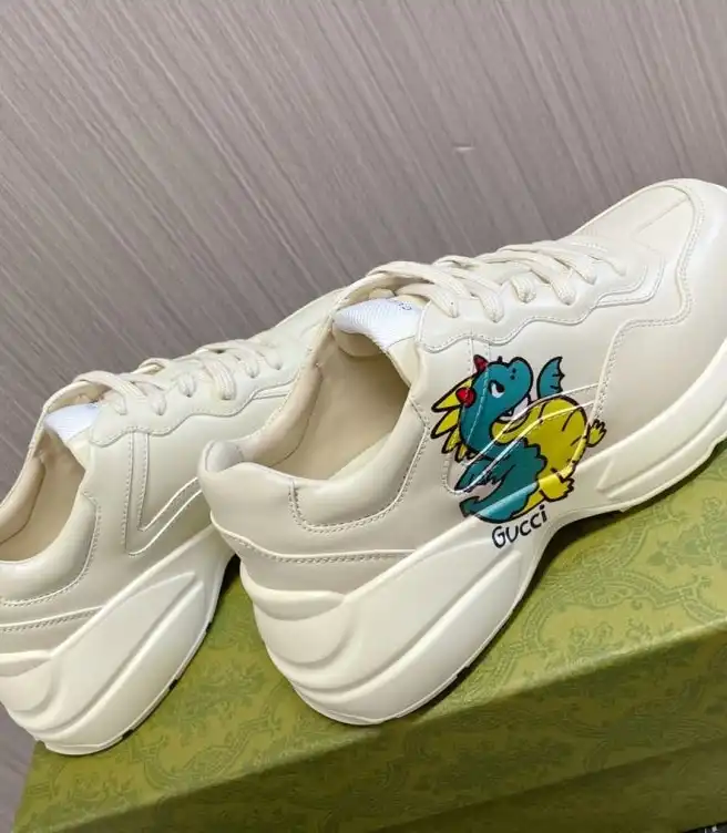 hype Gucci Sneakers