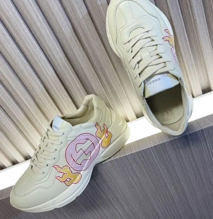 hype Gucci Sneakers