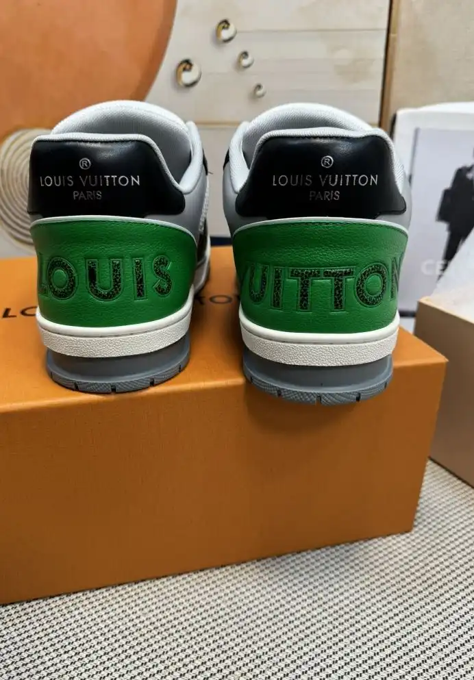 hype Louis Vuitton Sneakers