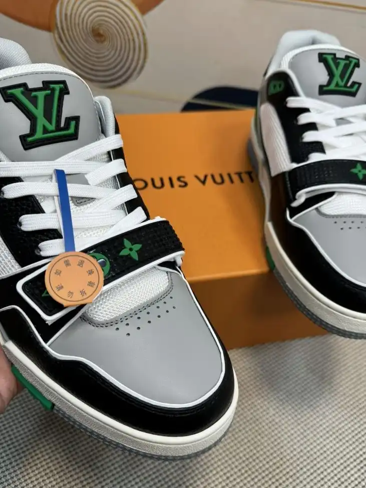 hype Louis Vuitton Sneakers