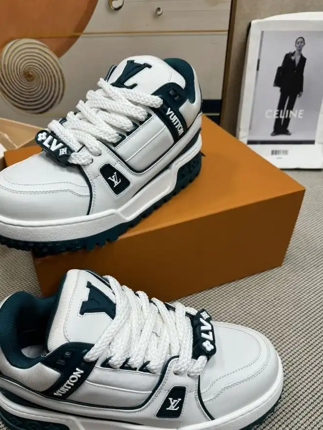 hype Louis Vuitton Sneakers