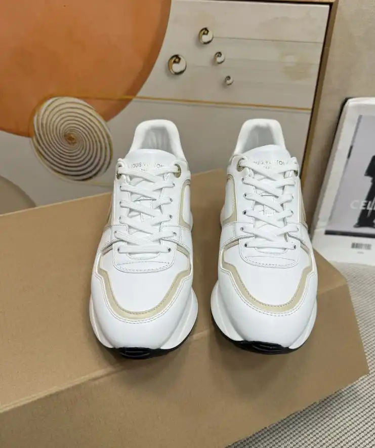 hype Louis Vuitton Sneakers