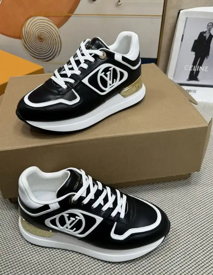 hype Louis Vuitton Sneakers