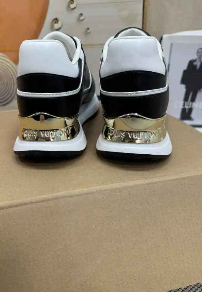 hype Louis Vuitton Sneakers