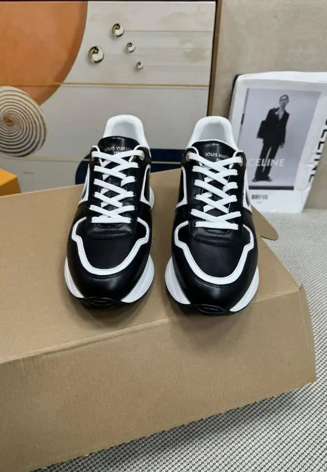 hype Louis Vuitton Sneakers