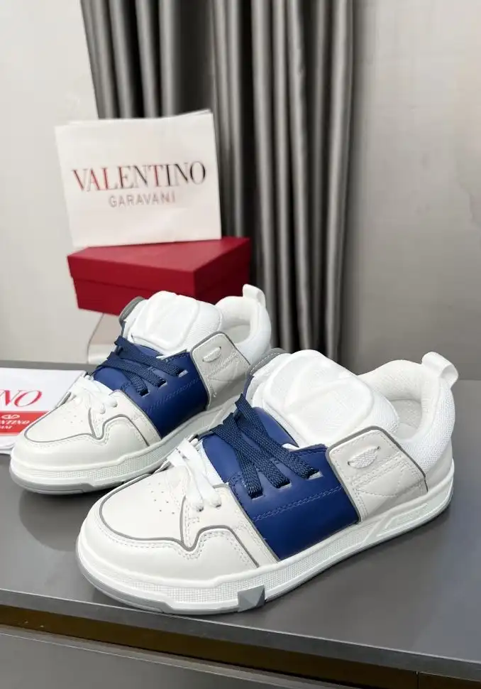 hype Valentino Sneakers