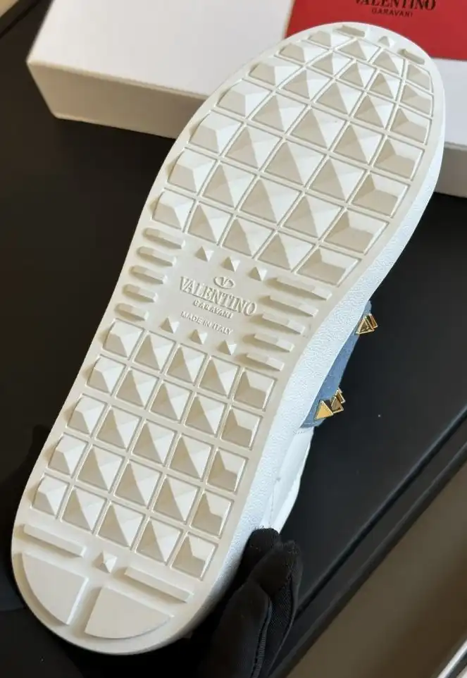 hype Louis Vuitton Sneakers