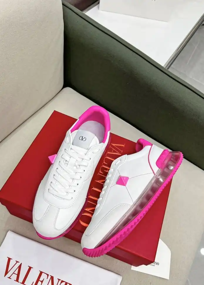 hype Valentino Sneakers