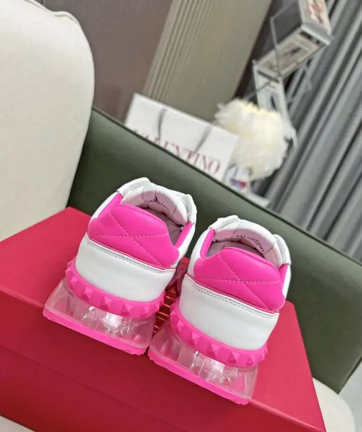 hype Valentino Sneakers